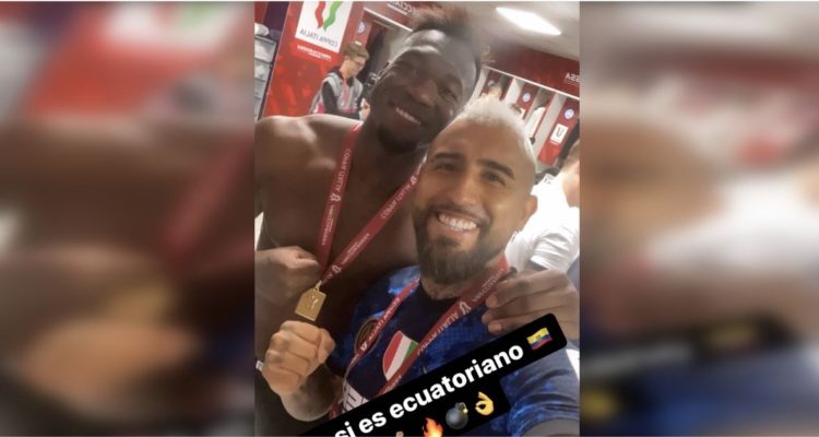 Arturo Vidal y Felipe Caicedo en una provocadora foto