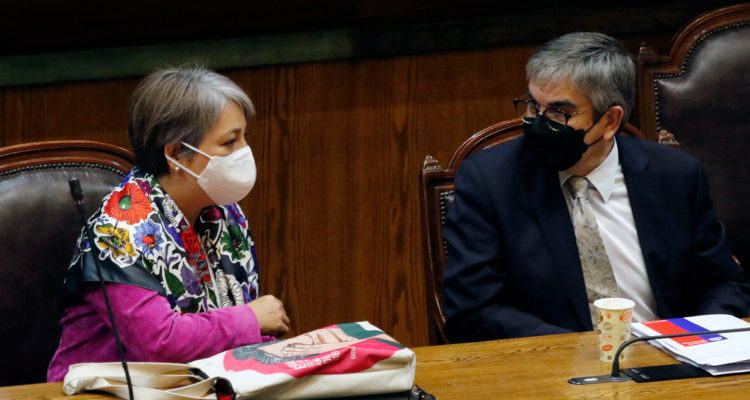 Ministros en despacho del sueldo mínimo al Senado