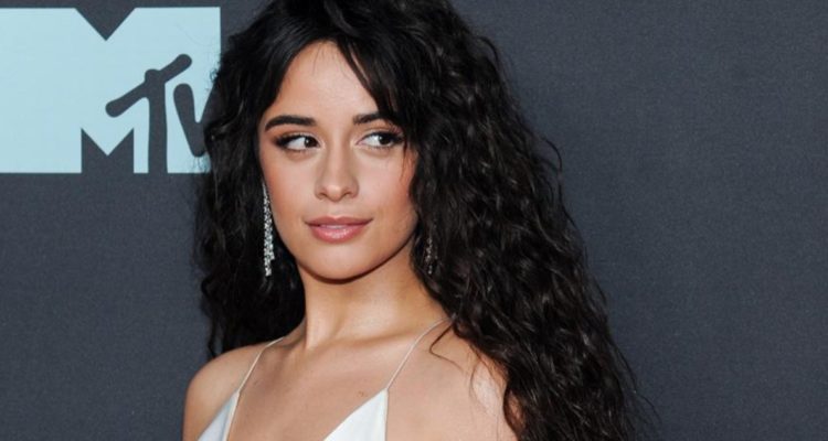 camila-cabello-agradece-apoyo-madre-momento-clave-luche-ansiedad-paralizante