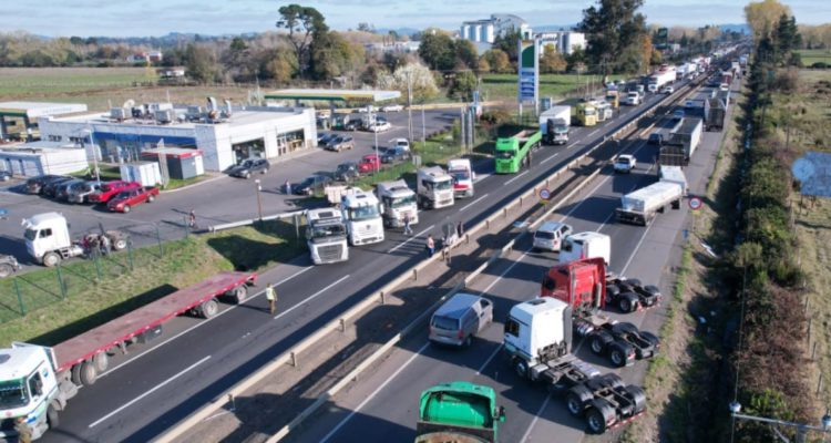 Camioneros bloques carreteras