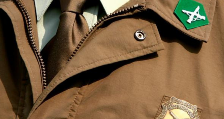 Carabinero de baja por manejo bajo efectos del alcohol en Curaco de Vélez