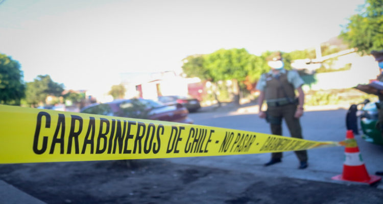 Hombre le quitó arma a carabinero durante fiscalización en Salamanca: sujeto fue abatido y murió