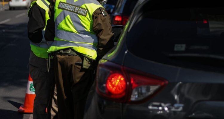 Carabineros vehículos de circulación