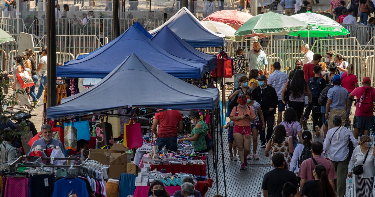 Aumentan los ocupados informales influidos por comercio y otros sectores