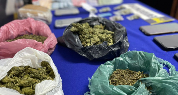 Tres detenidos deja operativo antidrogas de la PDI en Ancud