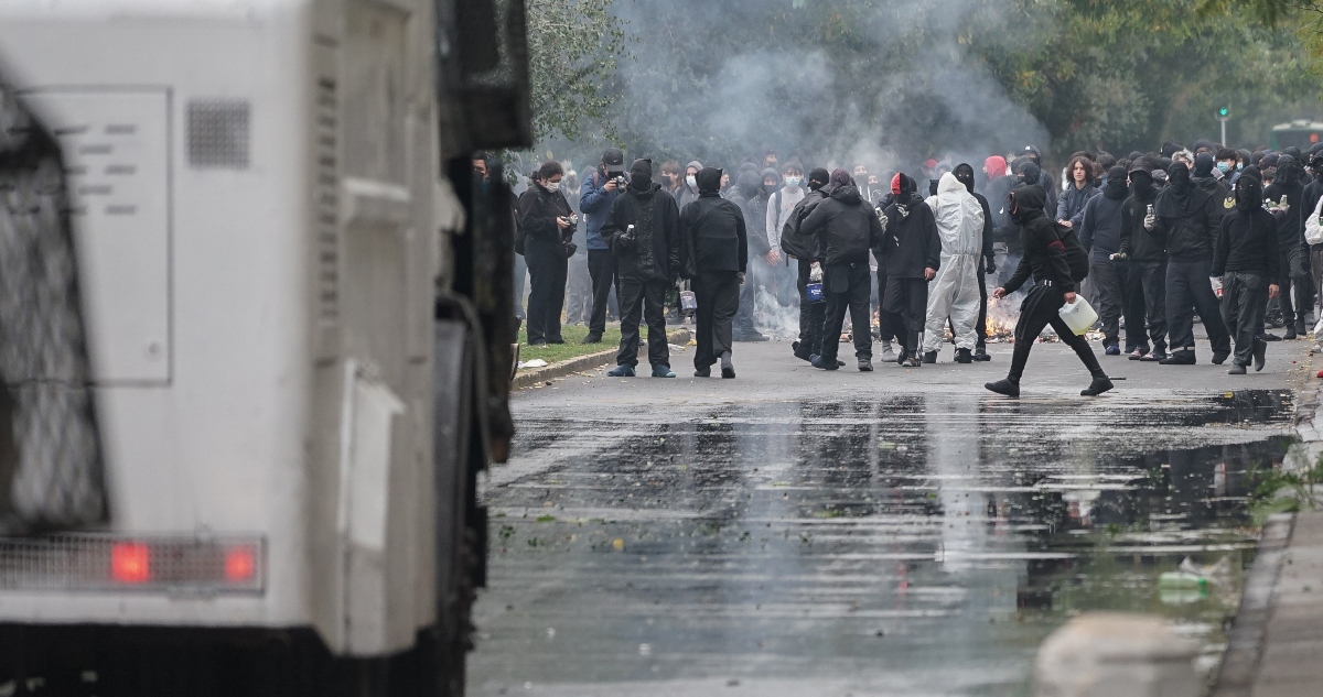 DETENIDOS QUEMA DE BUS
