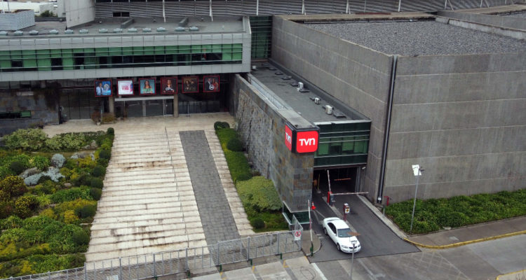 Fotografía de la fachada de TVN.