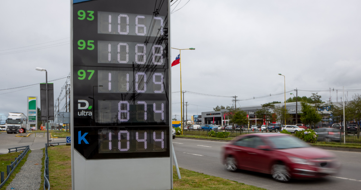 Enap informa nueva alza en el valor de los combustibles y diésel GLP reporta caída de $6,8