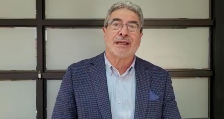 exseremi tras renuncia abuso