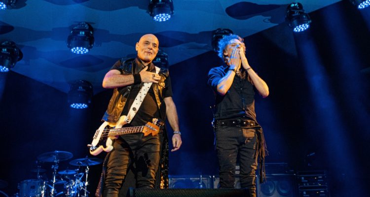 fallas-tecnicas-obligaron-detener-concierto-gracias-totales-soda-stereo-tres-veces-perdon