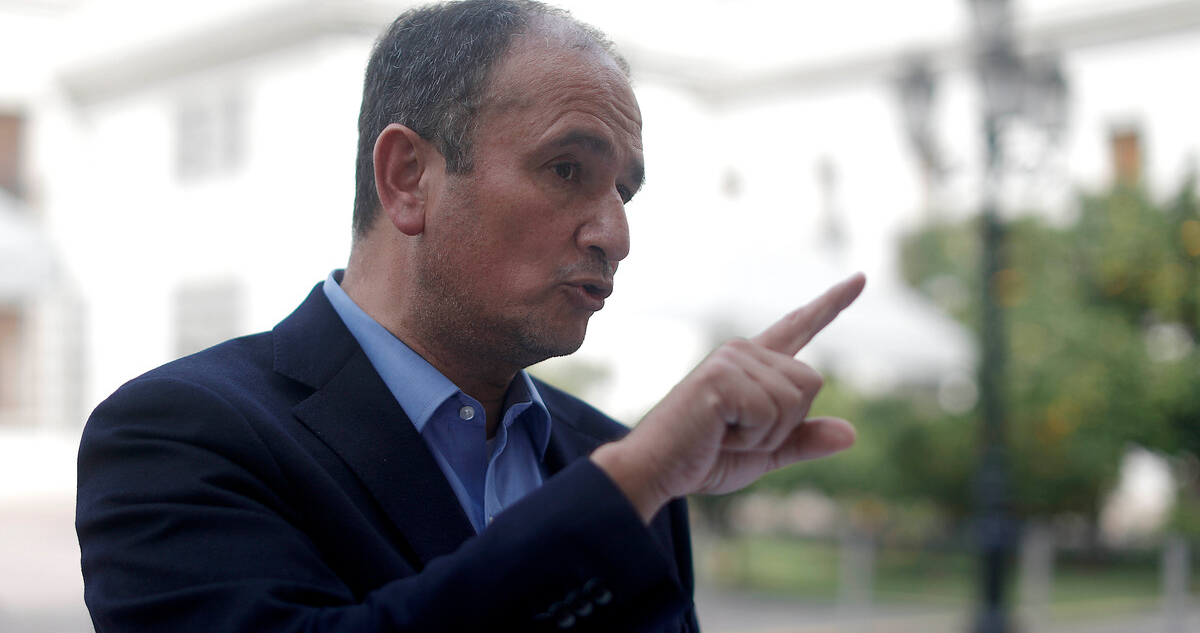 Gobernador Díaz aboga por ampliar protección a predios forestales tras reunión con presidente Boric