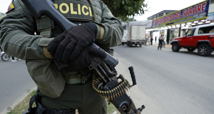 Guerrilla ELN declara un cese al fuego durante elecciones presidenciales en Colombia