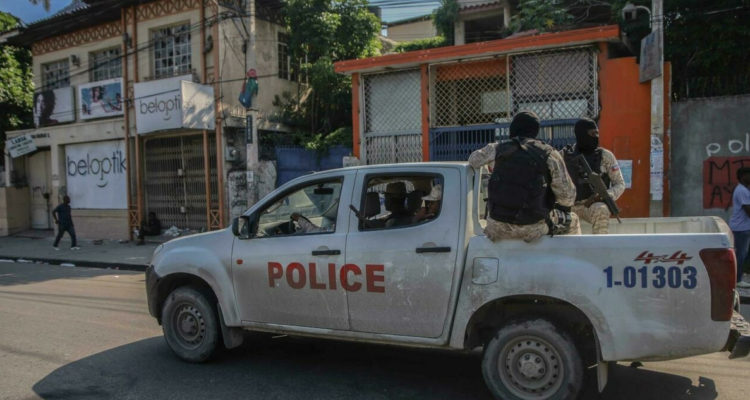 Policías haitianos, imagen de contexto.