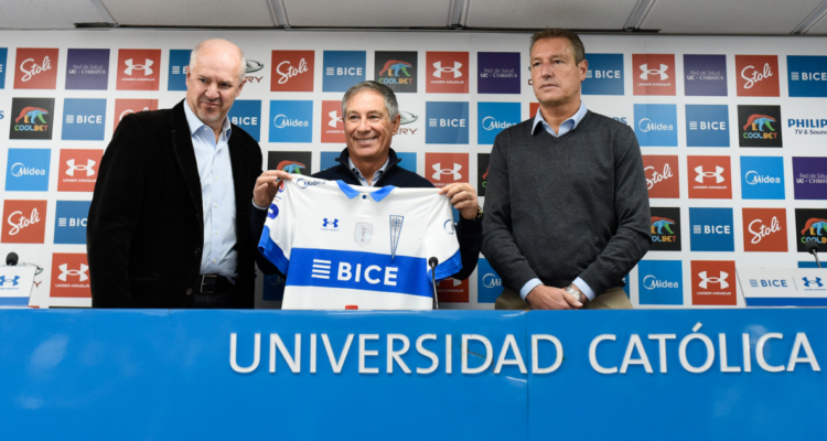 Holan en el regreso a la UC