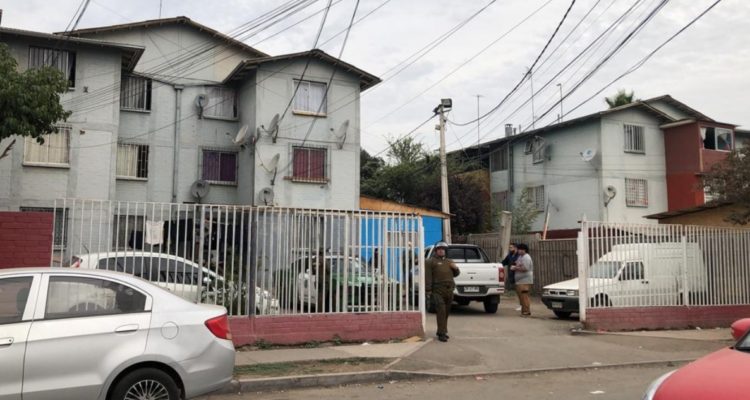 Carabineros detiene a sujeto parapetado en Quilicura