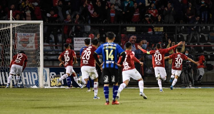 Ñublense se impuso a Huachipato en Talcahuano