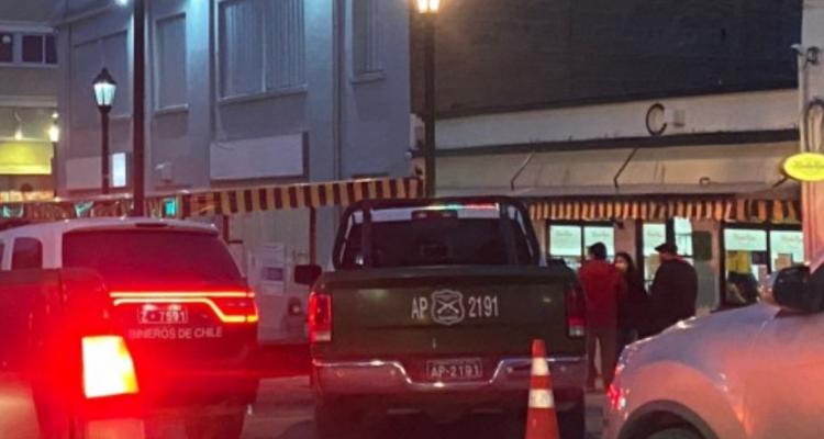 Operativo de Carabineros en Kiosko Roca