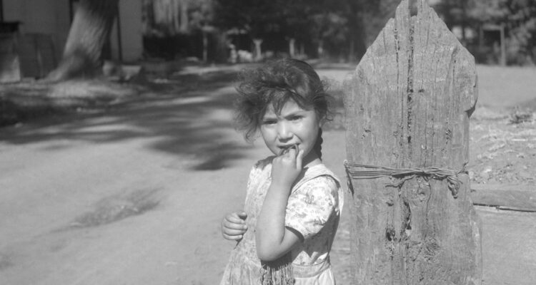 Detalle de La niña del pan Fotógrafo Roberto Montandón Paillard