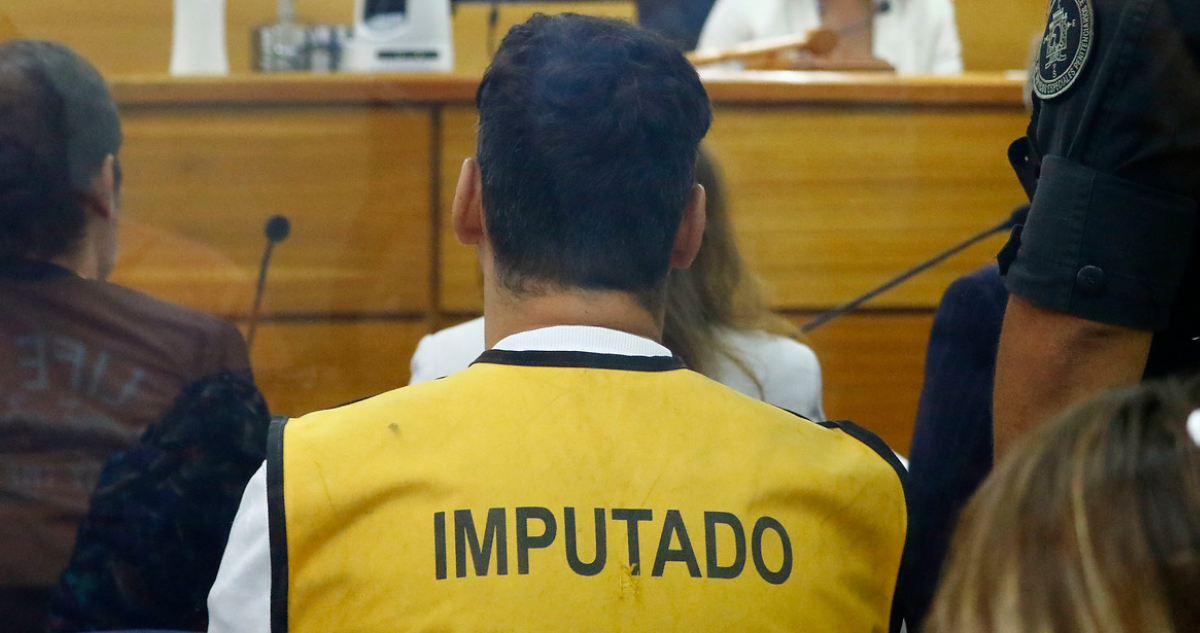 En libertad quedó detenido por agredir a guardias de Metro tras desalojo de ambulantes