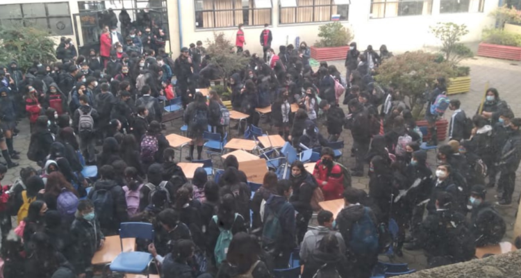 denuncian abuso estudiante Talcahuano