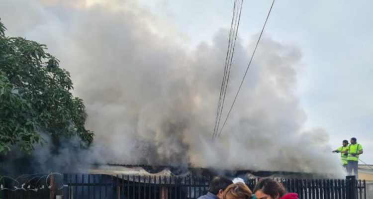 madre e hijo mueren en incendio en curicó