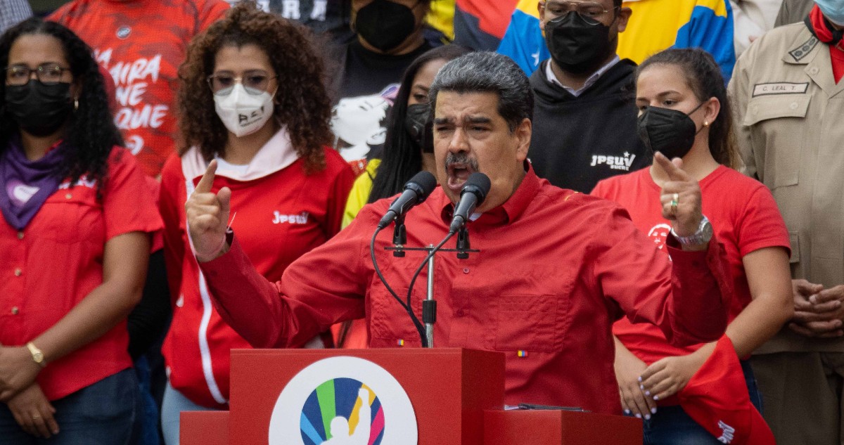 Maduro anuncia que Venezuela ofertará acciones de sus empresas públicas, incluidas las petroleras