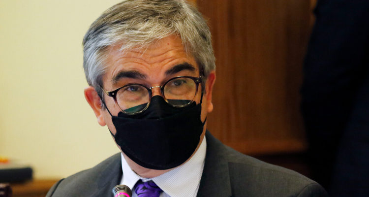 Ministro de Hacienda Mario Marcel, que no sabía de consulta sobre política de comercio exterior