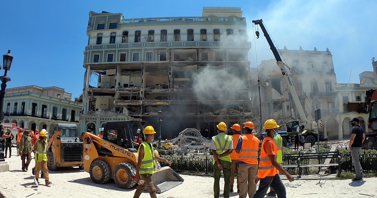Al menos 8 muertos, 13 desaparecidos y más de 30 hospitalizados deja grave explosión en La Habana