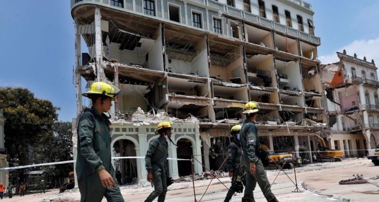 muertos explosión hotel