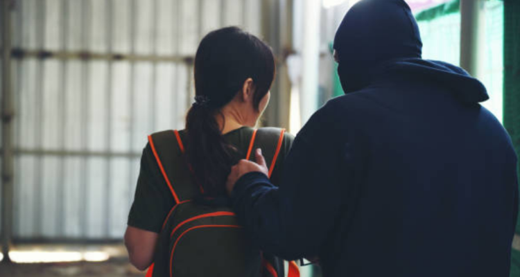 “Le pegue con el celular y grite ayuda”: mujer es víctima de un intento de secuestro en Concepción