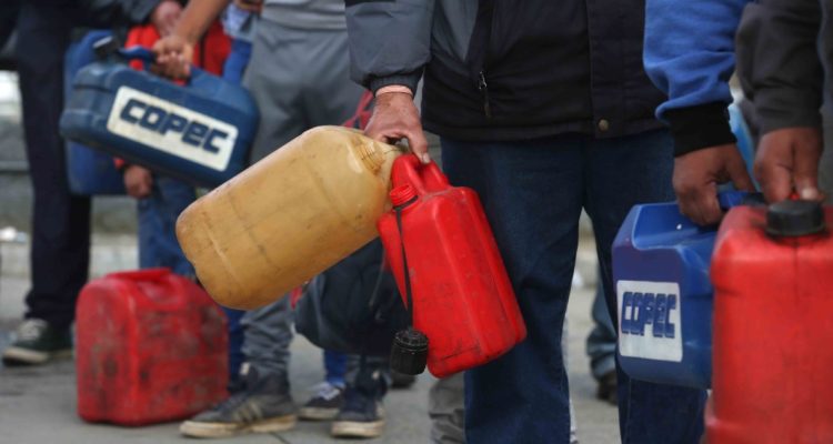 Gobierno detalla a cuánto bajará el litro de parafina: “Será muy beneficioso para las familias”