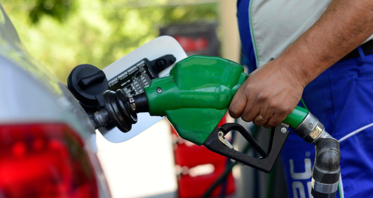 abastecimiento-de-combustible-enap-hobierno-siches