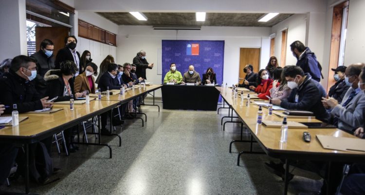 Subsecretario Vergara se reúne con alcaldes de zona centro-norte de la RM para abordar delincuencia