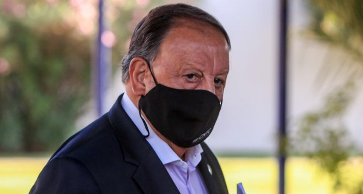 Expulsan a Sergio Pérez de Duqueco