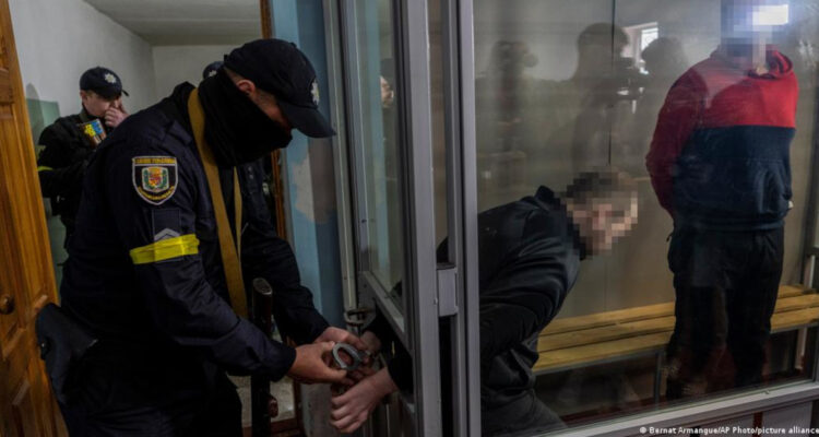 Los dos soldados presos, durante la vista oral del juicio el pasado jueves.