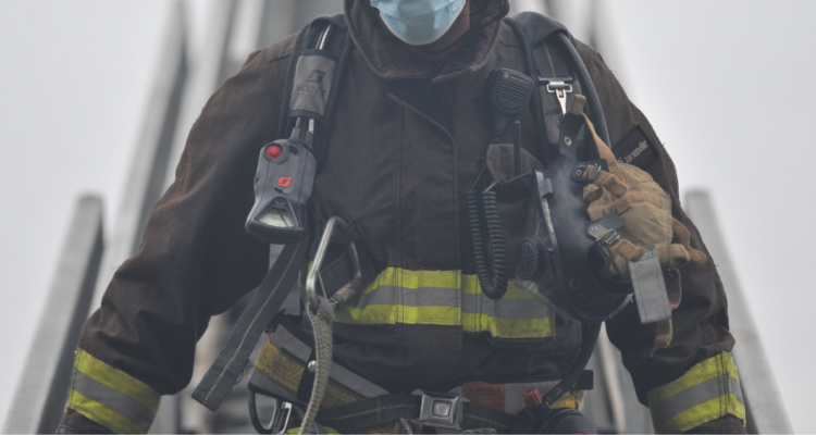 Investigan incendio que destruyó completamente templo evangélico en Panguipulli.