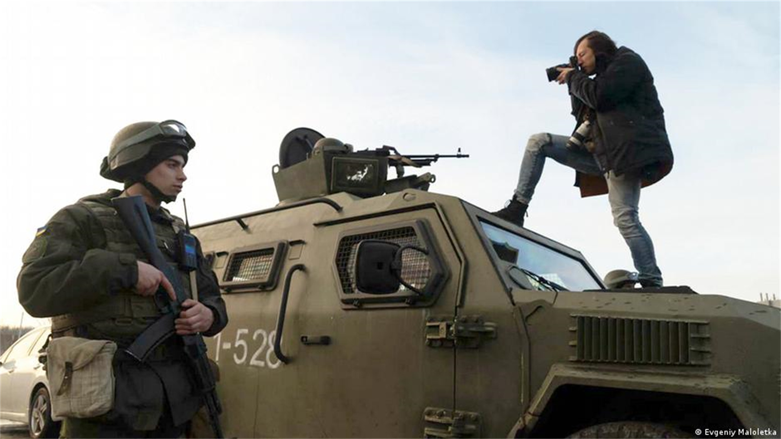 La fotoperiodista Evgeniy Maloletka, en Ucrania.