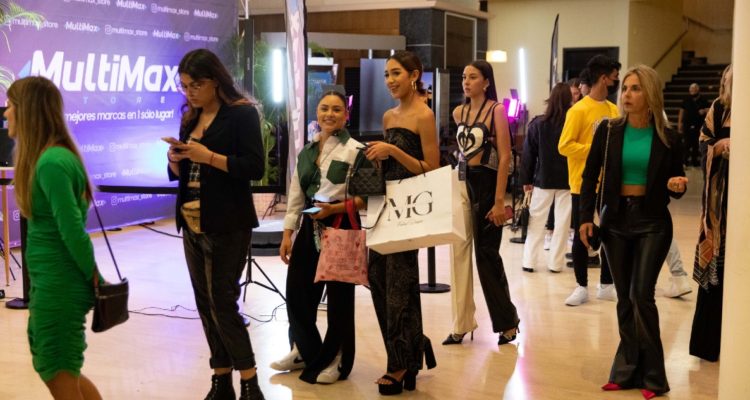 En Venezuela reportan que la moda y el ocio se han reactivado y que estarían impulsando la economía