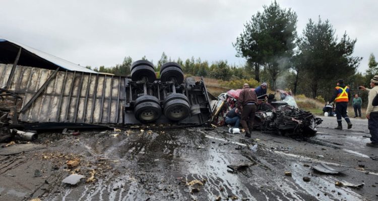Volcamiento en Ruta del Itata