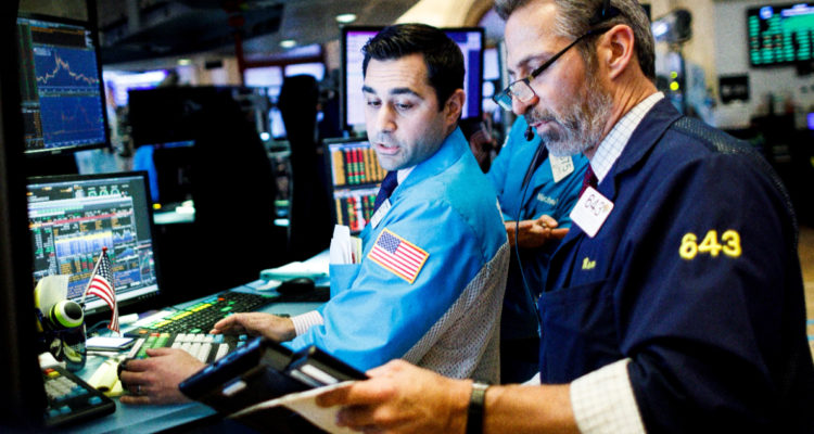 Wall Street cierra en verde y su principal indicador gana un 0,60% tras actas de la Fed