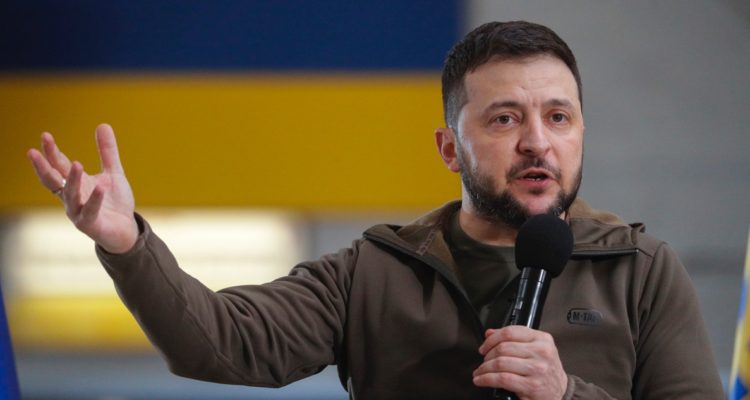 Zelenski destituye al jefe de las Fuerzas de Defensa Territorial de Ucrania