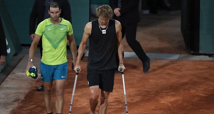 Alexander Zverev ya fue operado tras cruda lesión en Roland Garros