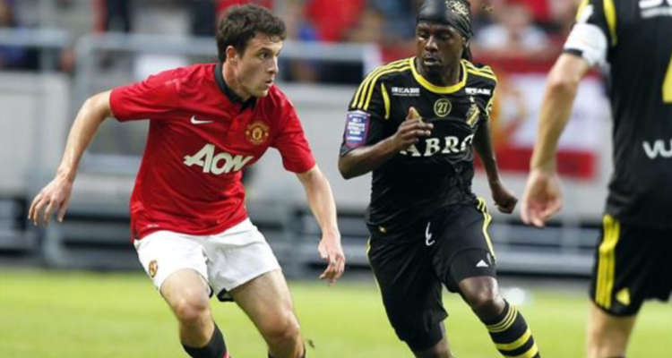 Angelo Henríquez en su paso por Manchester United.