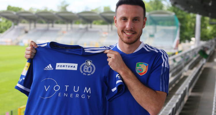 Ángelo Henríquez recuerda con cariño a Universidad de Chile.