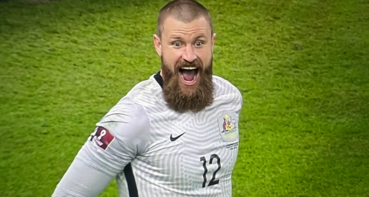 Andrew Redmayne, fue el vital cambio que le dio la victoria a los australianos, frente a los peruanos.