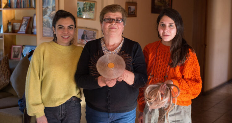 artesana chilena expone en Paris