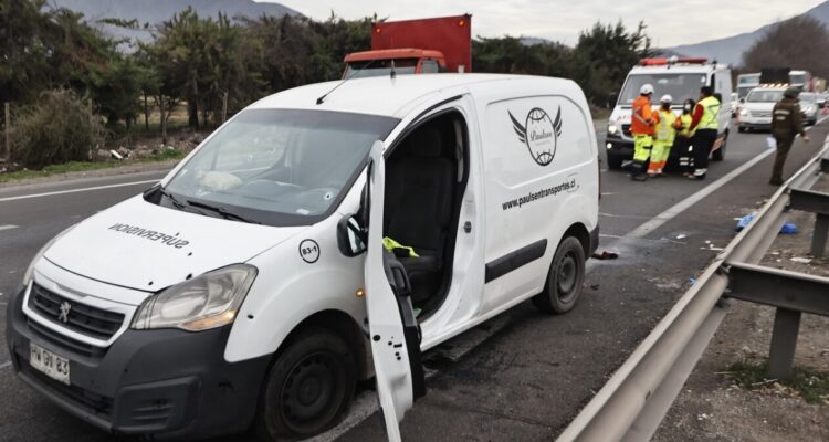 Guardias resultan baleados tras robo frustrado de camión