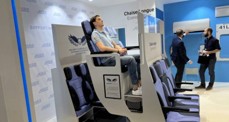 Asientos de dos pisos para aviones