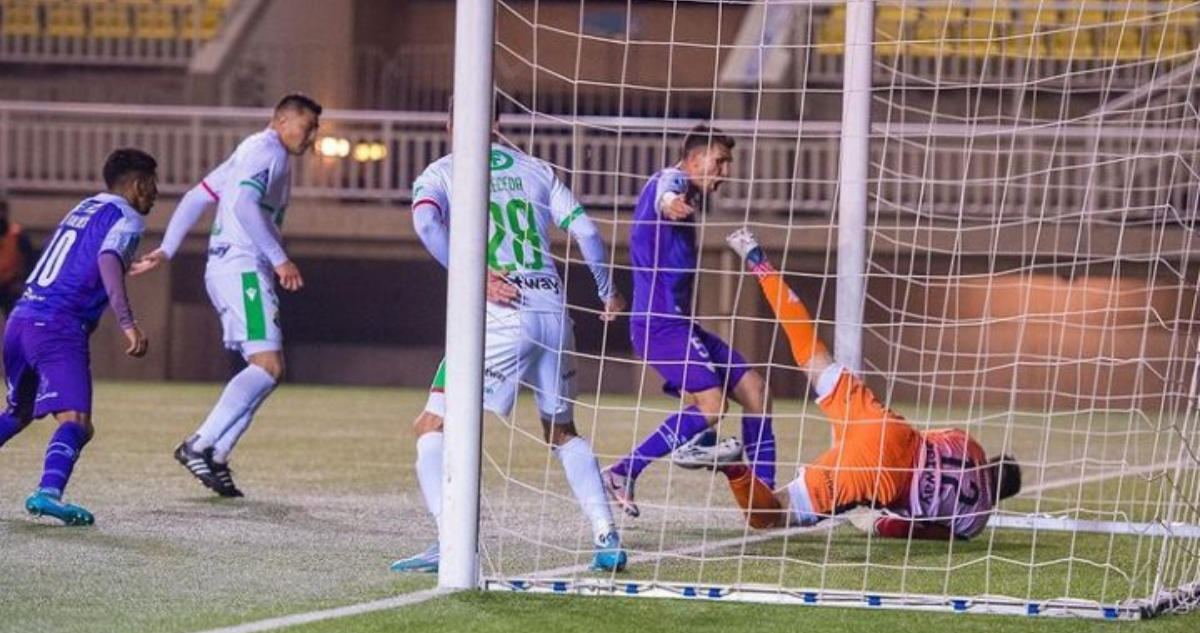 Críticas al arbitraje, tras la derrota de San Antonio frente a Audax Italiano.