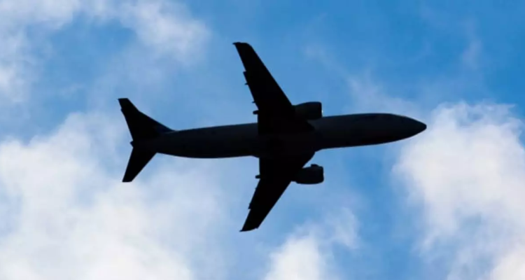 Argentina inmoviliza un avión venezolano sancionado por EEUU y retiene a tripulantes iraníes